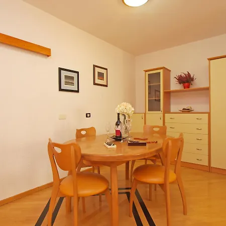 Apartamento Apartments Pula 1514