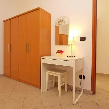 Apartments Pula 1514 Apartamento Pula