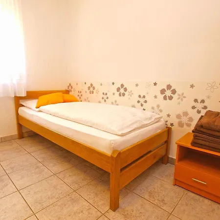 Apartments Pula 1514 Apartamento Pula