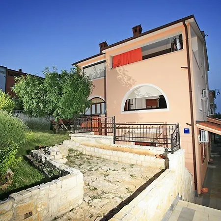 Apartments Pula 1514 *
